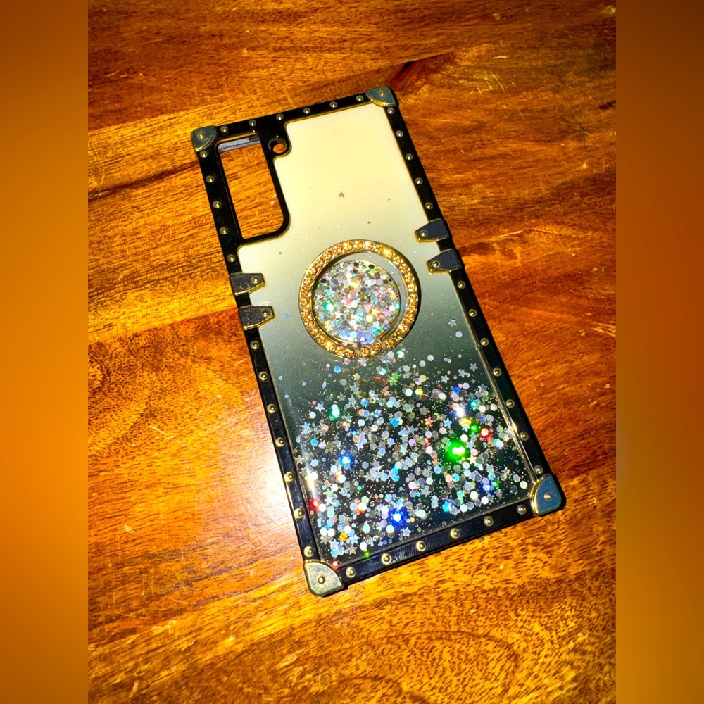 Samsung S10 PLUS Glittery Black and Gold Phone Case